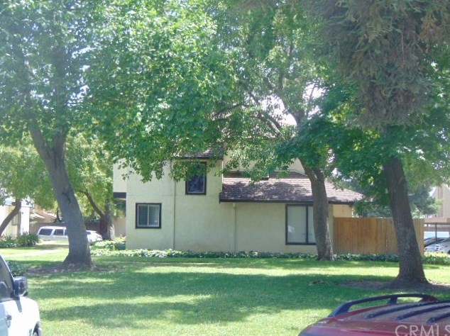 1960 Grande Cir, Fairfield CA  94533-4202 exterior