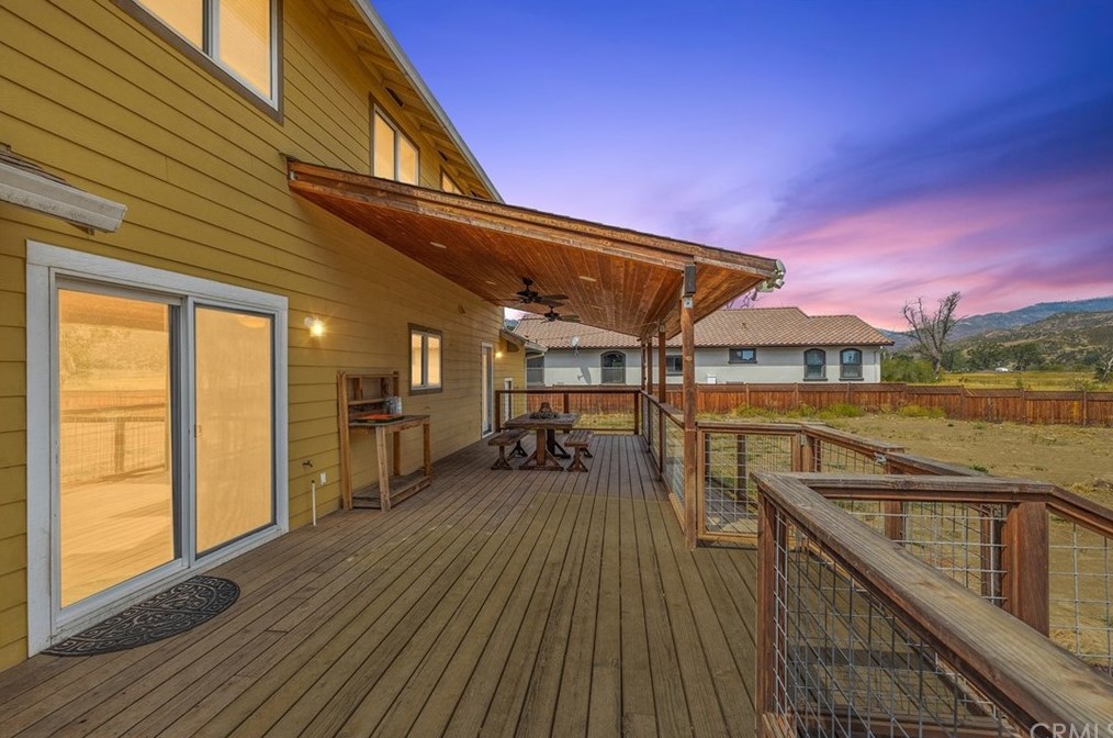 15400 Mustang Ct, Middletown, CA 95461