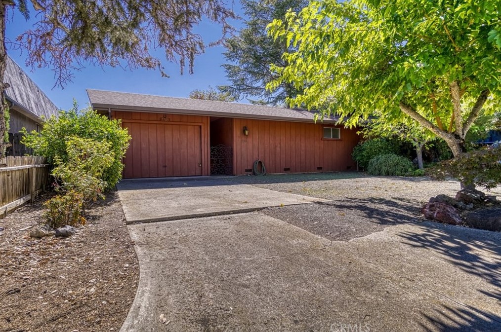 7783 Cora Dr, Lucerne, CA 95458