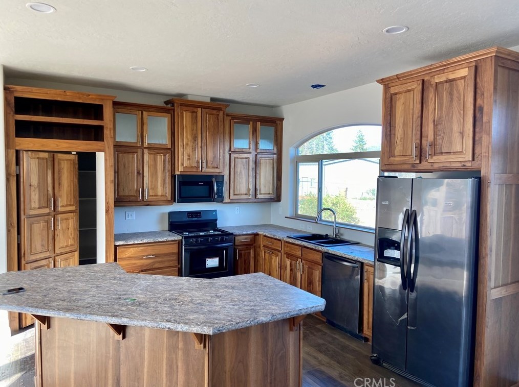 5930 Pentz Rd, Paradise, CA 95969-5545