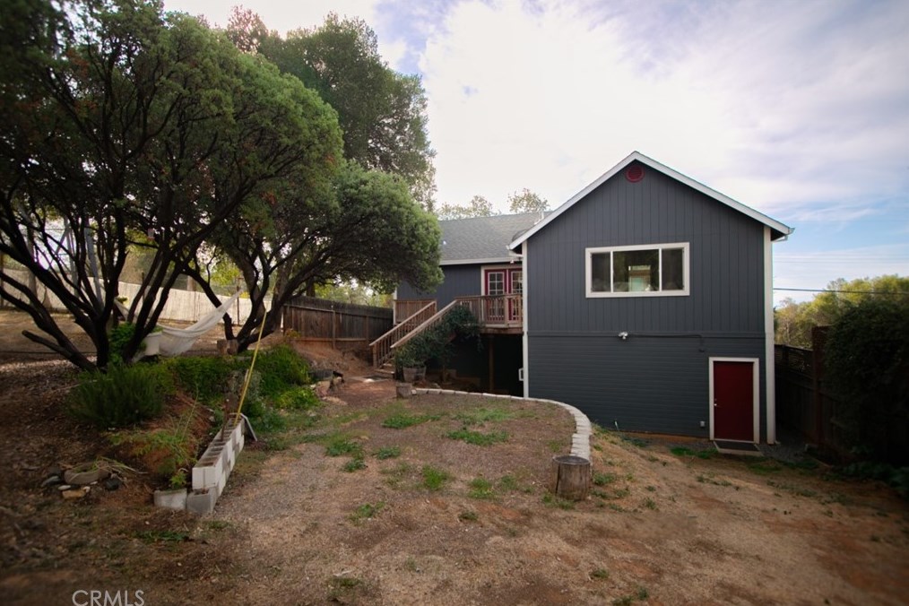 3122 Gardner Rd, Nice, CA 95464-8530