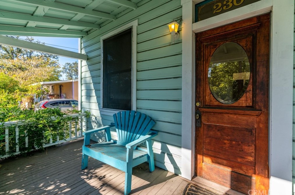 230 Eleventh St, Lakeport, CA 95453