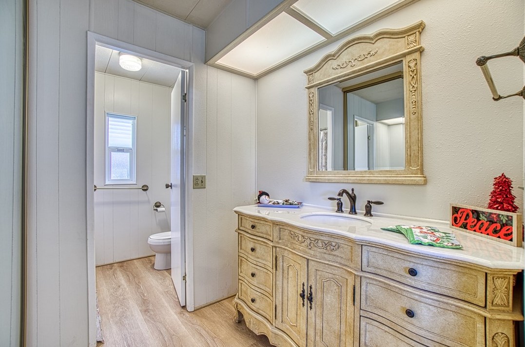 1800 S Main St #9, Lakeport, CA 95453