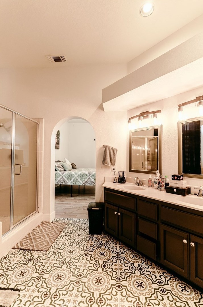 695 Summit Lakes Way, Galt CA  95632-3008 exterior