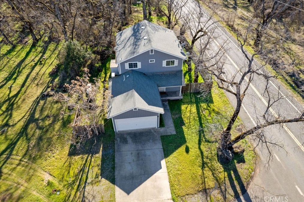 16096 Mistletoe Ln, Lower Lake, CA