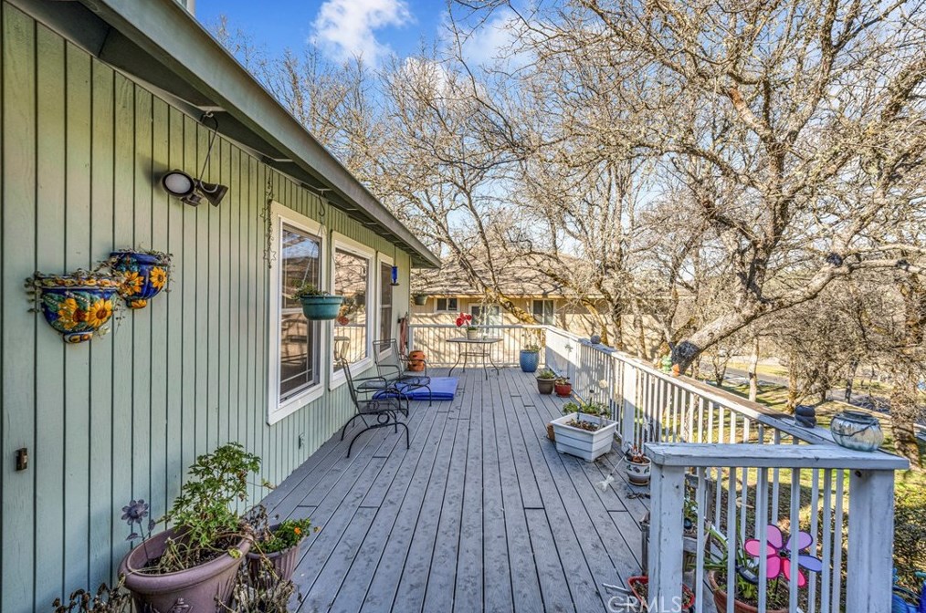 19529 Donkey Hill Rd, Middletown, CA 95467