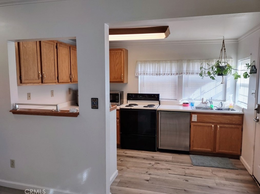 420 6th St, Lakeport, CA 95453