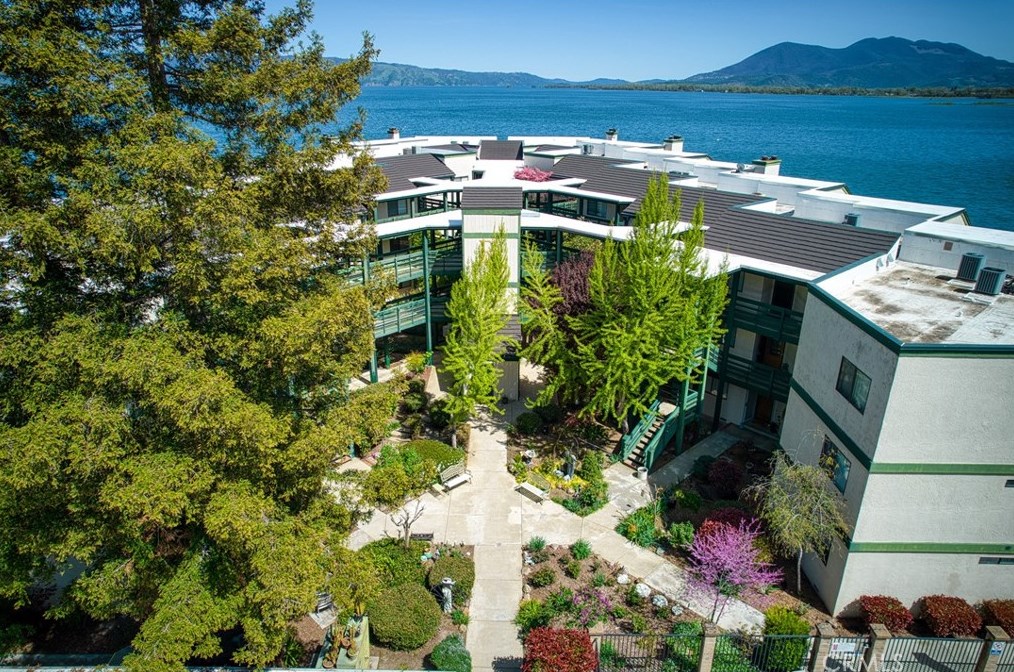 10 Royale Ave #23b-6, Lakeport, CA 95453