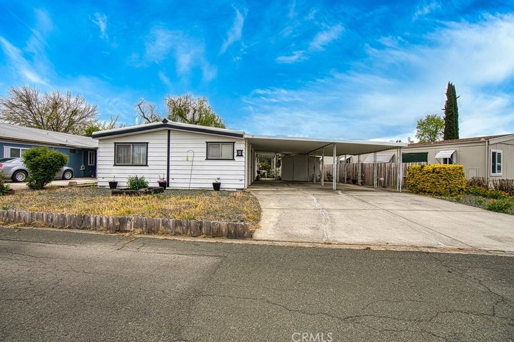 1800 S Main St #11, Lakeport, CA 95453