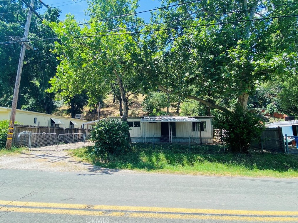 6859 Rosemont Dr, Lucerne, CA 95458