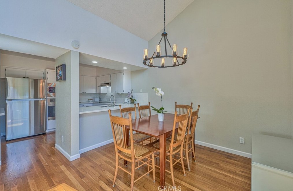 33 Montsalas Dr, Monterey CA  93940-5286 exterior