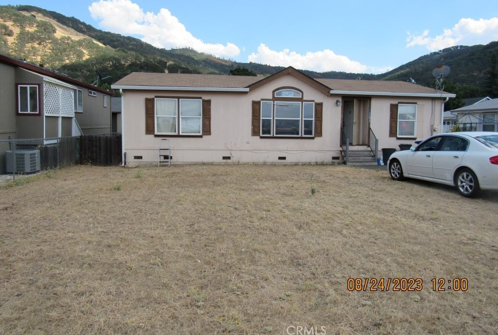 6884 Frontage Rd, Lucerne, CA 95458