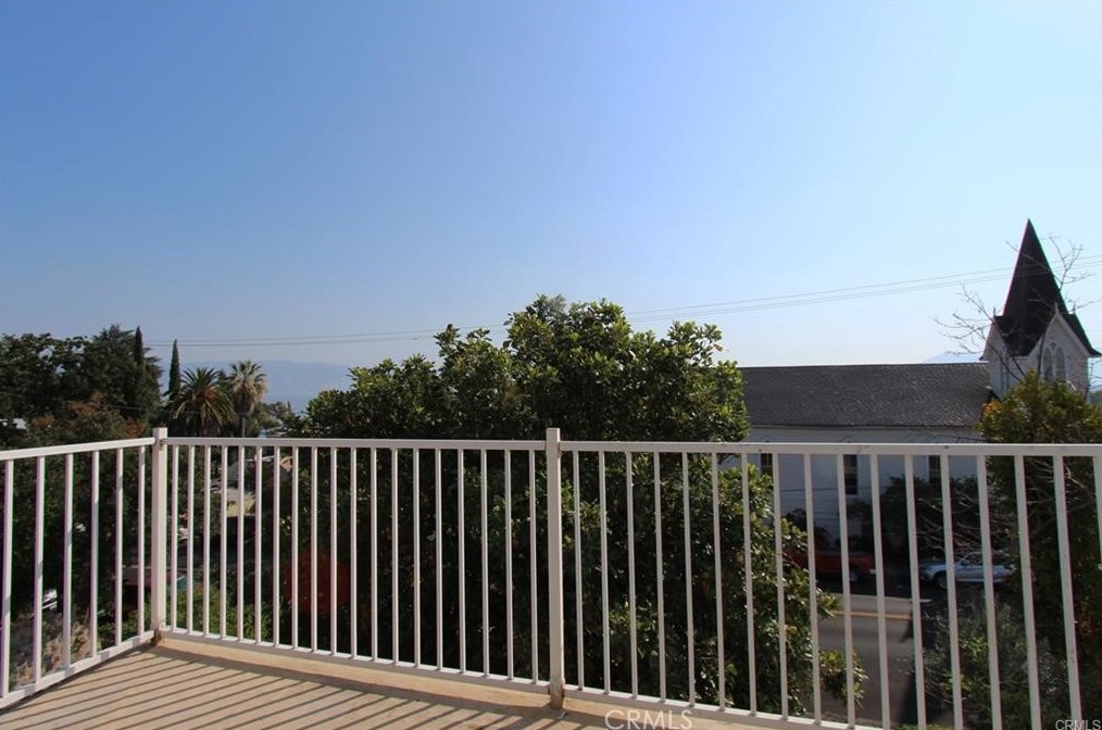 210 1st St, Lakeport CA  95453-4501 exterior
