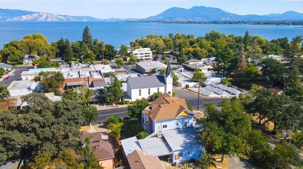 210 1st St, Lakeport CA  95453-4501 exterior