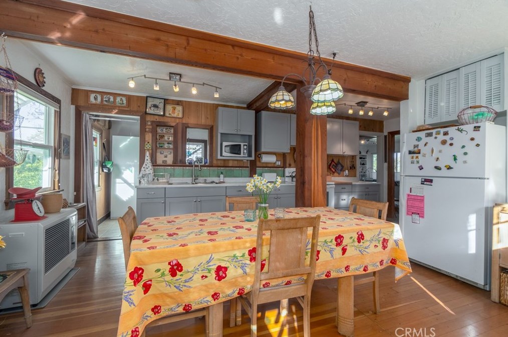 375 Brush St, Lakeport CA  95453-4626 exterior