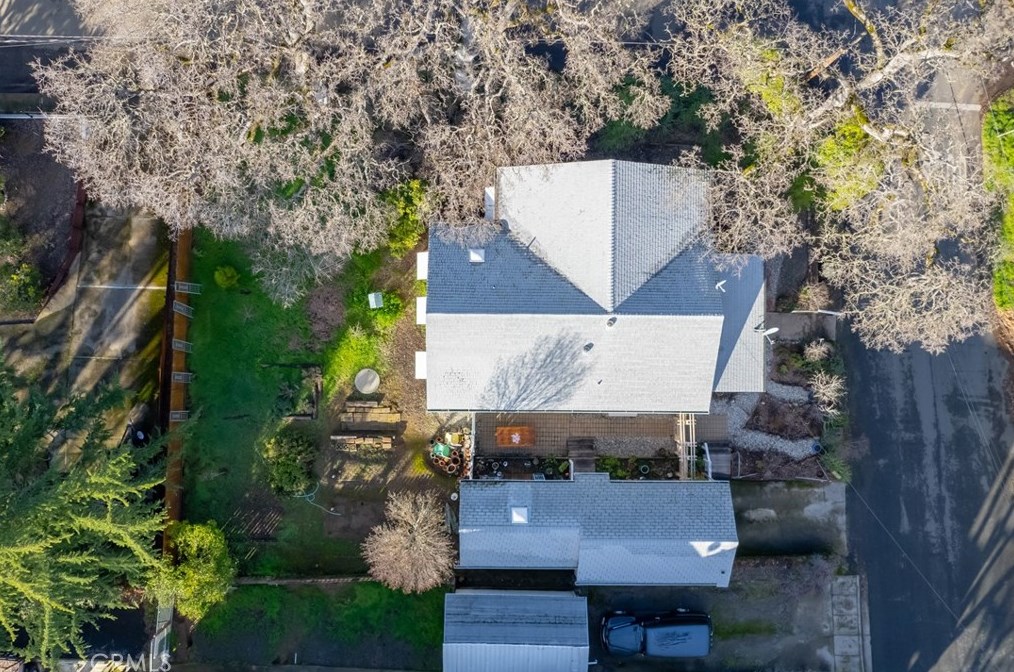 375 Brush St, Lakeport CA  95453-4626 exterior