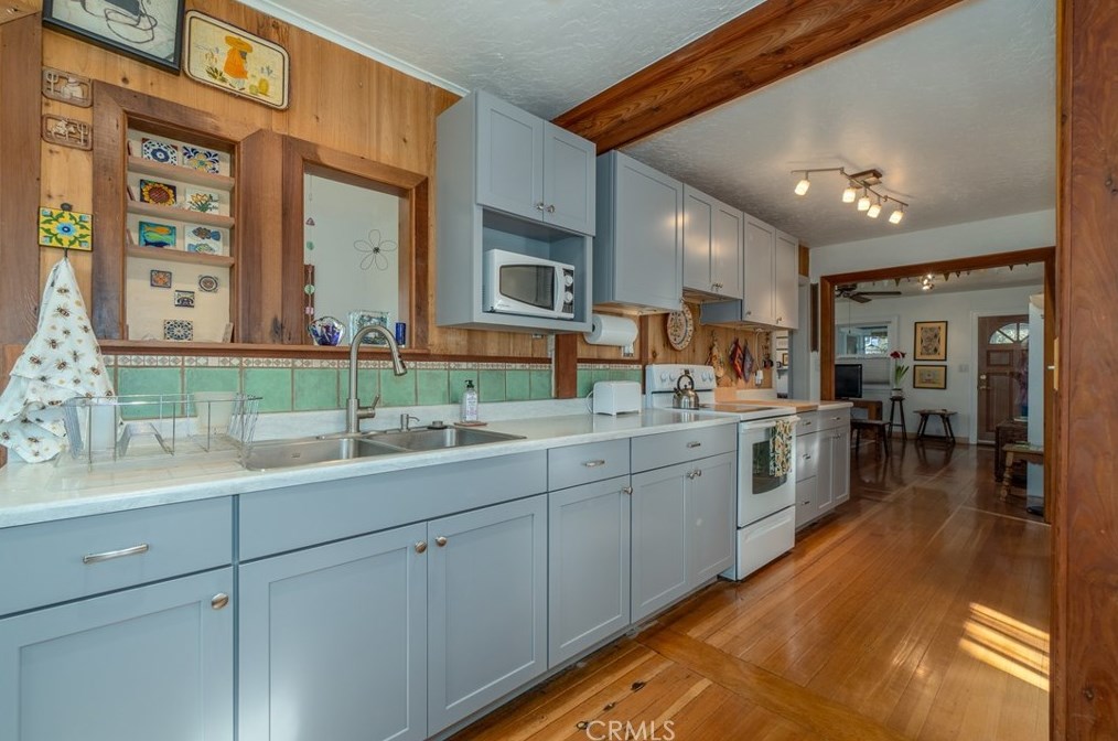 375 Brush St, Lakeport CA  95453-4626 exterior