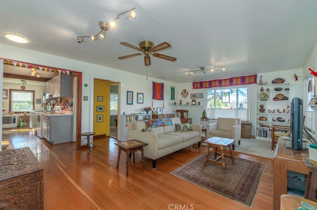 375 Brush St, Lakeport CA  95453-4626 exterior