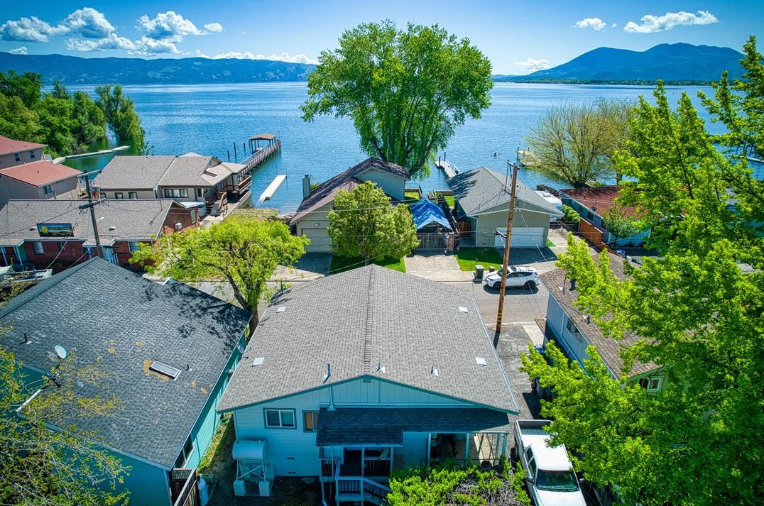 435 Esplanade St, Lakeport CA  95453-5305 exterior