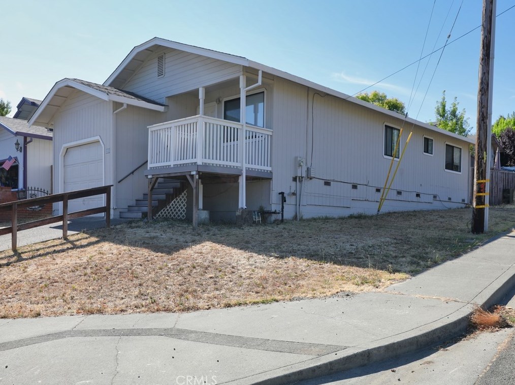 395 15th St, Lakeport, CA 95453