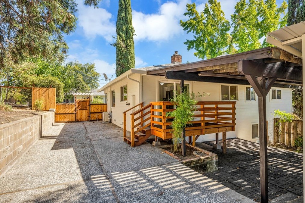 1155 North St, Lakeport, CA 95453