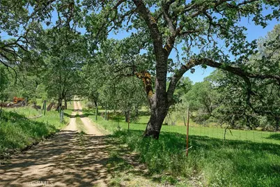19665 Oat Hill Road, Middletown, CA 95461 - Photo 38