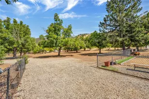 13660 Eastlake Dr, Clearlake, CA 95422 - Photo 32