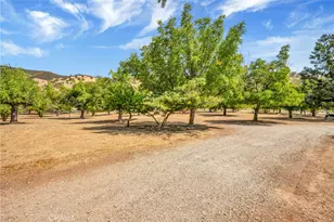 13660 Eastlake Dr, Clearlake, CA 95422 - Photo 28