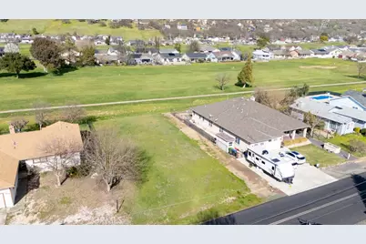 18482 Spyglass Road, Hidden Valley Lake, CA 95467 - Photo 4