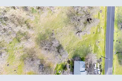 19538 Park Ridge Drive, Hidden Valley Lake, CA 95467 - Photo 8