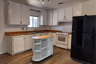 6135 Ridgeview Dr, Clearlake, CA 95422 - Photo 16