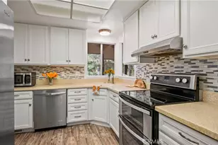 17372 Meadow View Dr, Hidden Valley Lake, CA 95467 - Photo 6