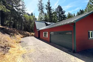 4101 Chinquapin Dr, Willits, CA 95490 - Photo 36