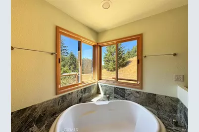 4260 Blackhawk Drive, Willits, CA 95490 - Photo 14