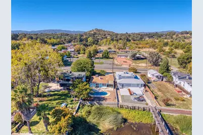 2942 Lakeshore Boulevard, Lakeport, CA 95453 - Photo 32