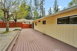 10005 Meadow Dr, Cobb, CA 95426 - Photo 16