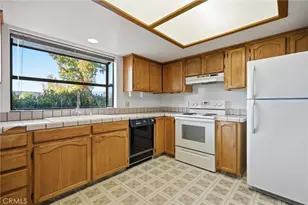 19575 Old Creek Rd, Hidden Valley Lake, CA 95467 - Photo 10