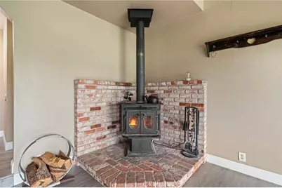 19425 Old Creek Road, Hidden Valley Lake, CA 95467 - Photo 10