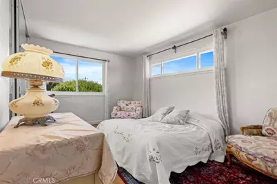 1072 Los Gamos #E, San Rafael, CA 94903 - Photo 16