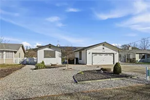 19486 Mountain Meadow, Hidden Valley Lake, CA 95467 - Photo 18