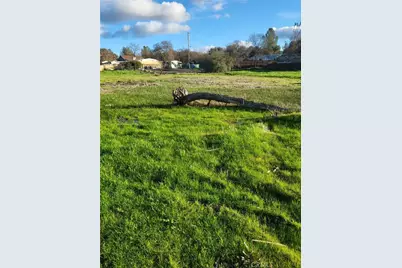 2810 10th Street, Clearlake, CA 95422 - Photo 2