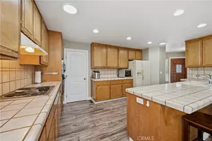 19246 N Shore Ct, Hidden Valley Lake, CA 95467 - Photo 14