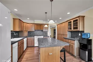 17120 Knollview Dr, Hidden Valley Lake, CA 95467 - Photo 10