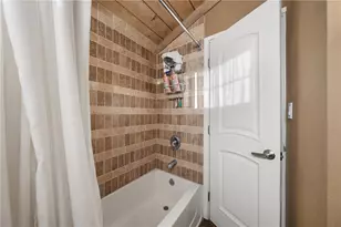 12620 Lakeshore Dr, Clearlake, CA 95422 - Photo 24