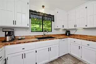 19004 Deer Hill, Hidden Valley Lake, CA 95467 - Photo 18