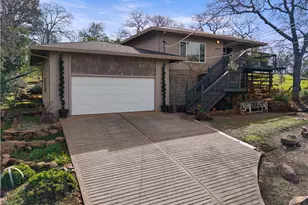 17444 Meadow View Dr, Hidden Valley Lake, CA 95467 - Photo 2