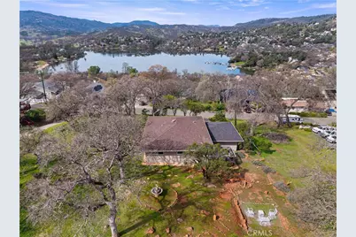 17444 Meadow View Drive, Hidden Valley Lake, CA 95467 - Photo 32