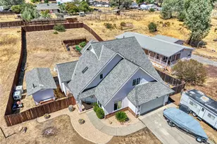 2920 Meadow Creek Rd, Clearlake Oaks, CA 95423 - Photo 2