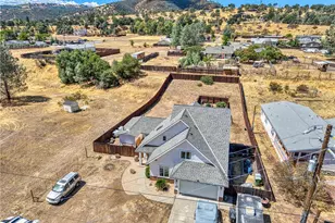 2920 Meadow Creek Rd, Clearlake Oaks, CA 95423 - Photo 6