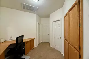 2160 Mabry, Sacramento, CA 95835 - Photo 16